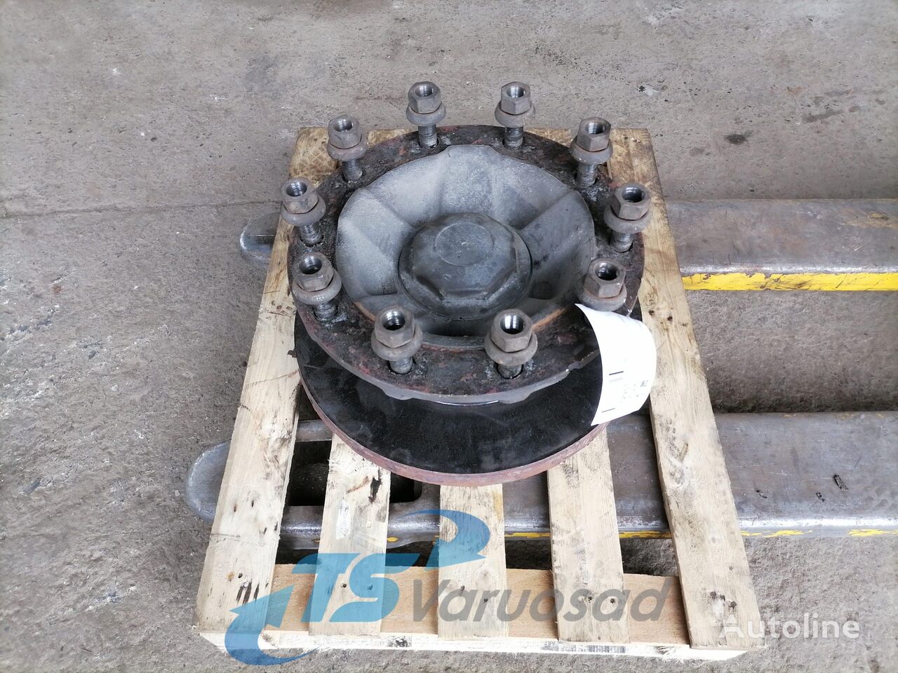 moyeu Volvo First wheel hub 21116583 pour tracteur routier Volvo FH