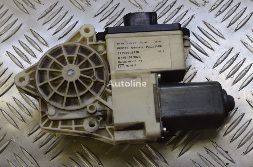 moteur d'essuie-glace SILNICZEK PODNOSZENIA SZYB LEWY PRAWY pour camion MAN TGS TGX