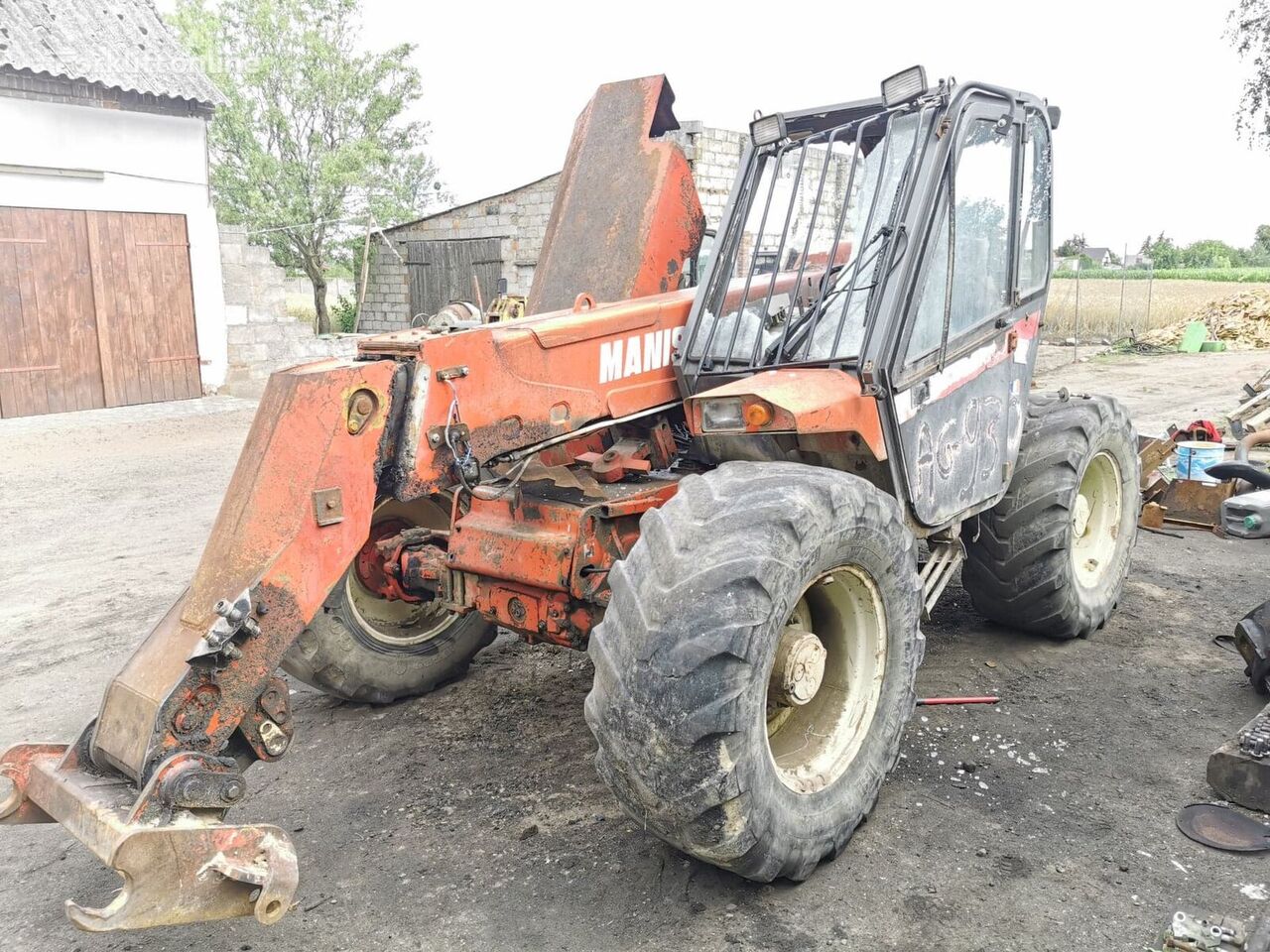 klaasipuhasti trapets Manitou MLT 725 tüübi jaoks teleskooplaaduri