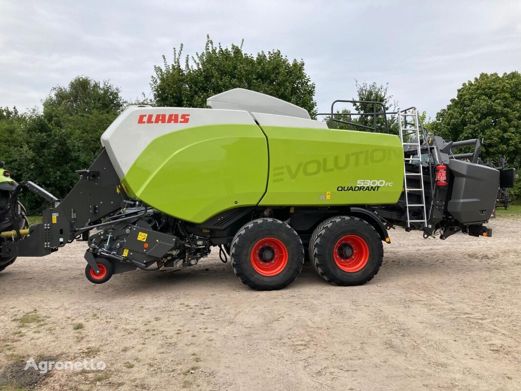 нови преса за четвртасти бали Claas Quadrant 5300 Evolution FC Tandem