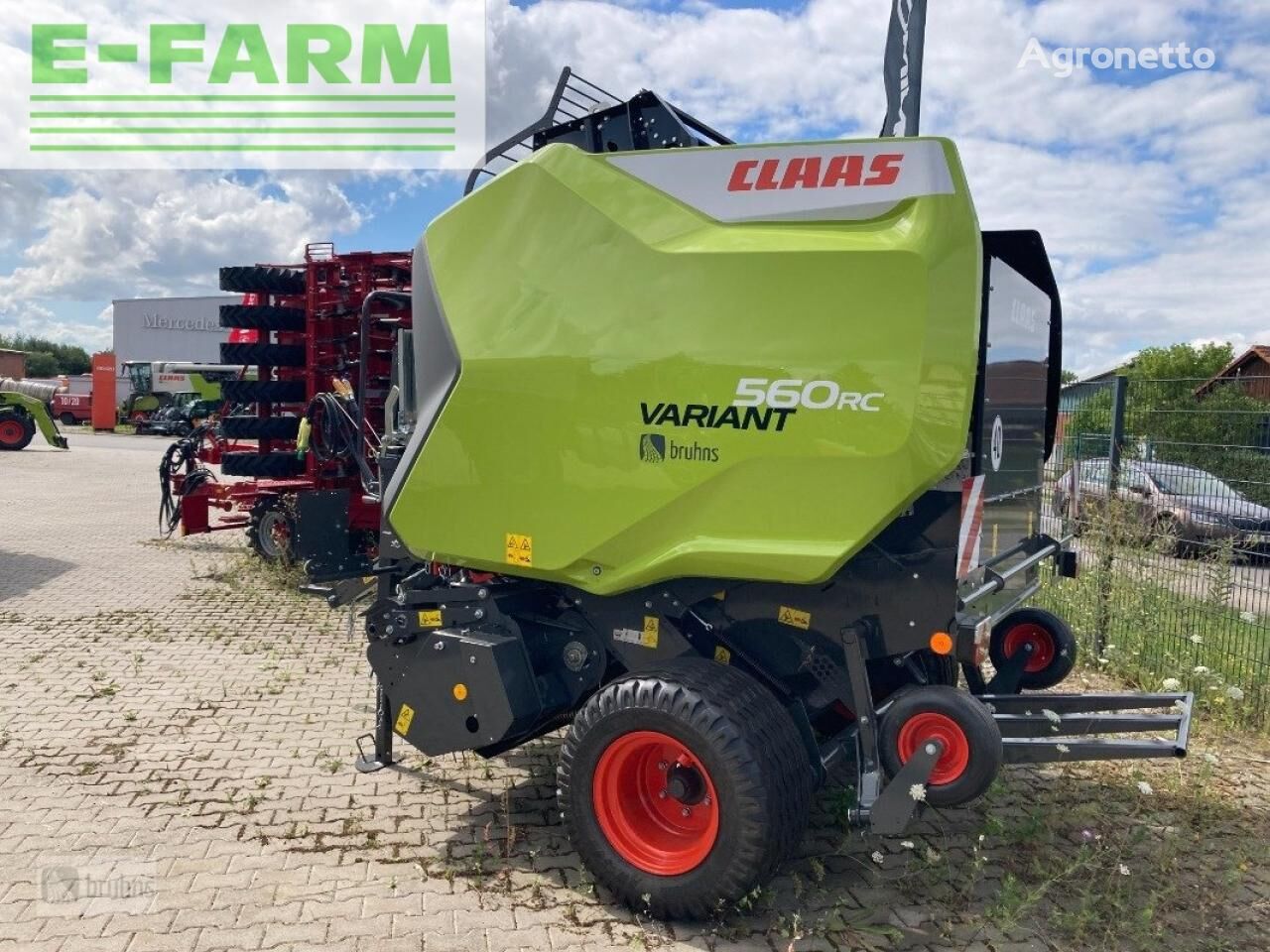 آلة جمع وكبس وحزم الأعلاف Claas claas variant 560 rc pro - neu