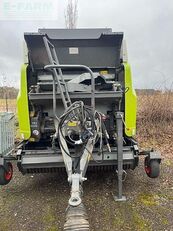 presse &agrave; balles carr&eacute;es Claas variant 480 rc
