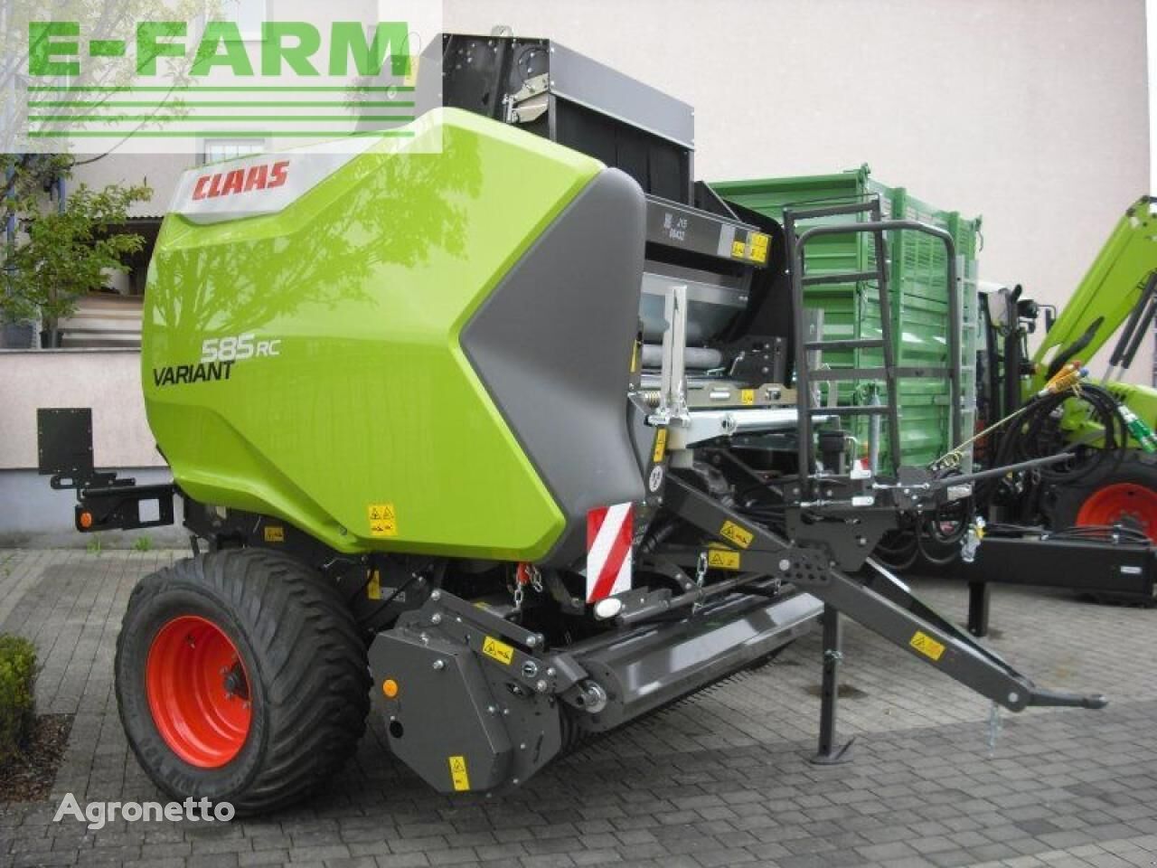 Claas variant 585 rc pro square baler
