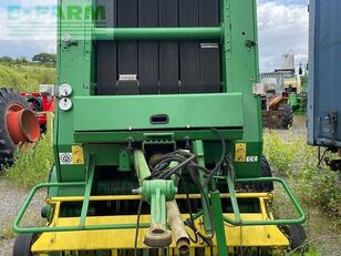 آلة جمع وكبس وحزم الأعلاف John Deere 590