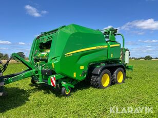 John Deere C461R square baler