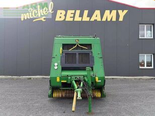 presse &agrave; balles carr&eacute;es John Deere presse &agrave; balles rondes 582 . john deere