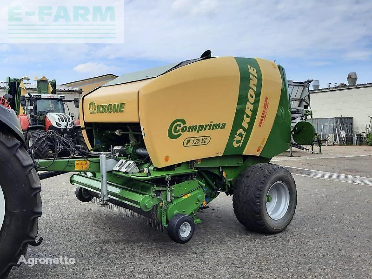 آلة جمع وكبس وحزم الأعلاف Krone comprima f 125 xc