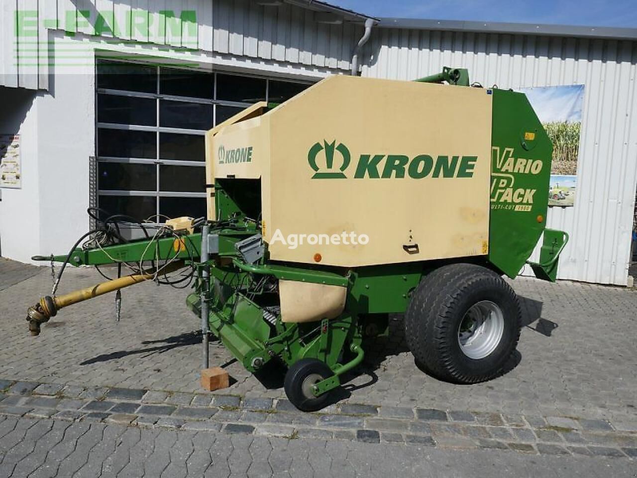 Krone vario pack multi-cut 1500 square baler