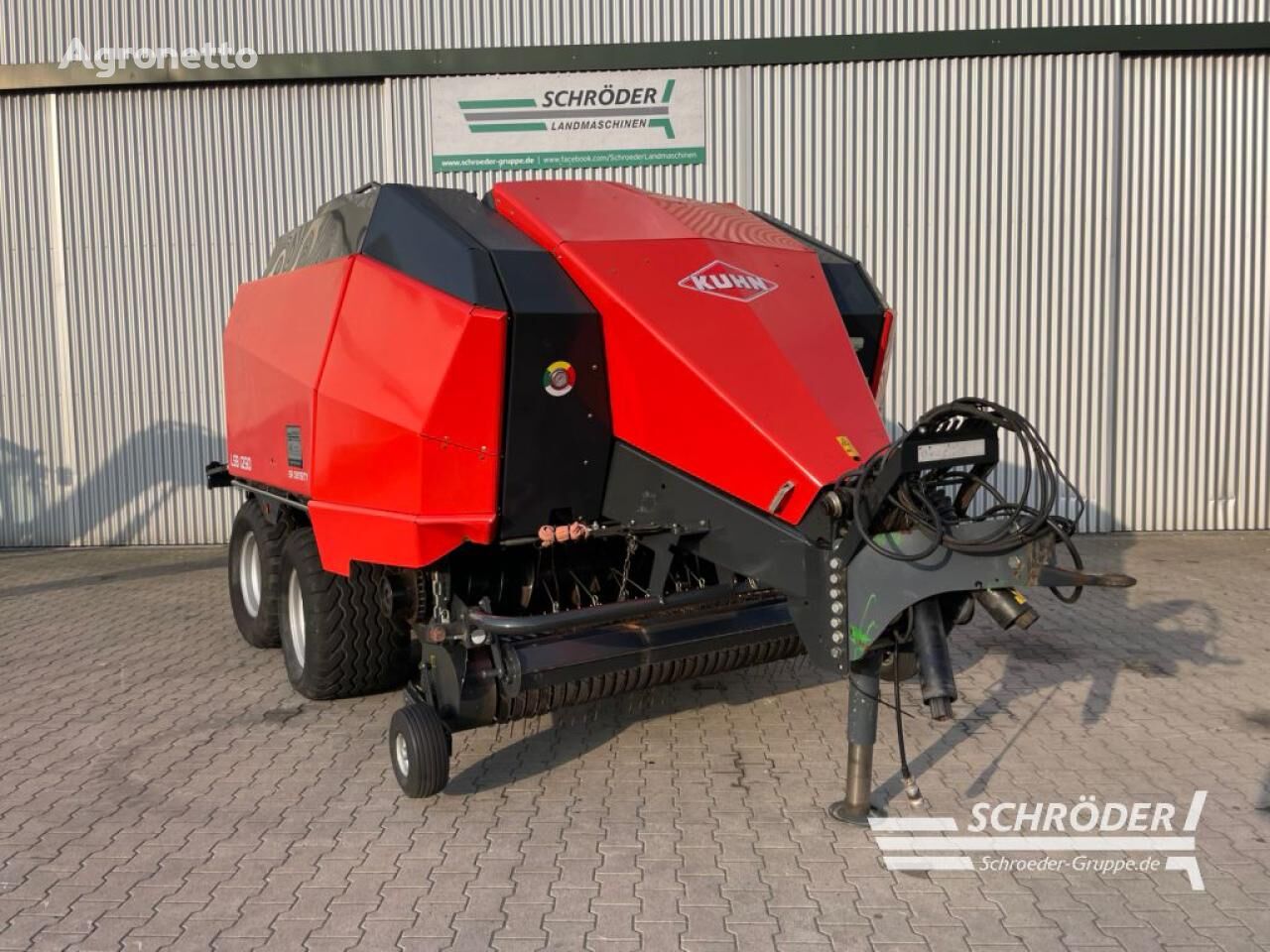 LSB 1290 square baler