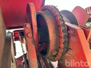 Купить пресс-подборщик тюковый Massey Ferguson 1839 - Изображение 88 | Agroline UZ Пресс-подборщик тюковый Massey Ferguson 1839 | Изображение 88 - Agroline