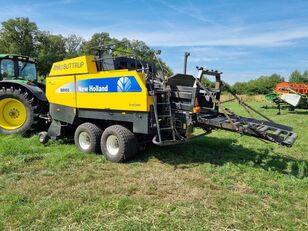 presse à balles carrées New Holland BB 950 A