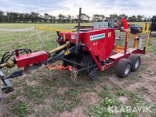 presse &agrave; balles carr&eacute;es P&ouml;ttinger Mb60