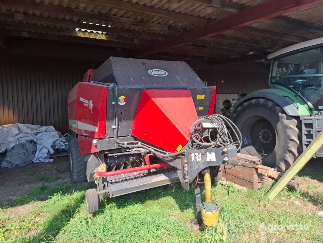 VICON LB 8200 square baler