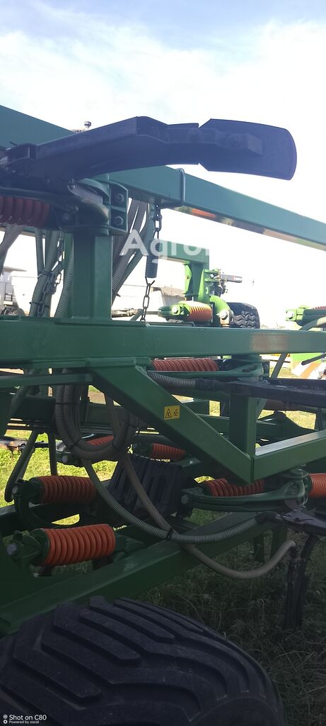 Déchaumeur Amazone Cenius 5003-2TX + bunker XTender 4200 - Agroline