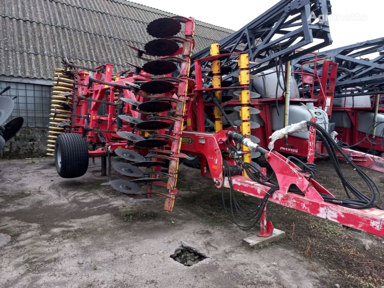 Väderstad TopDown 500 / 600 stubble cultivator