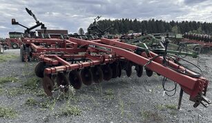 глубокорыхлитель Case IH Глибокорозпушувач CASE IH ECOLO-TIGER 730B