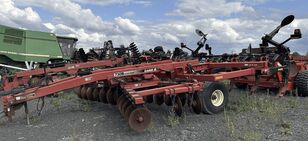 глубокорыхлитель Case IH Глибокорозпушувач CASE IH ECOLO-TIGER 730B