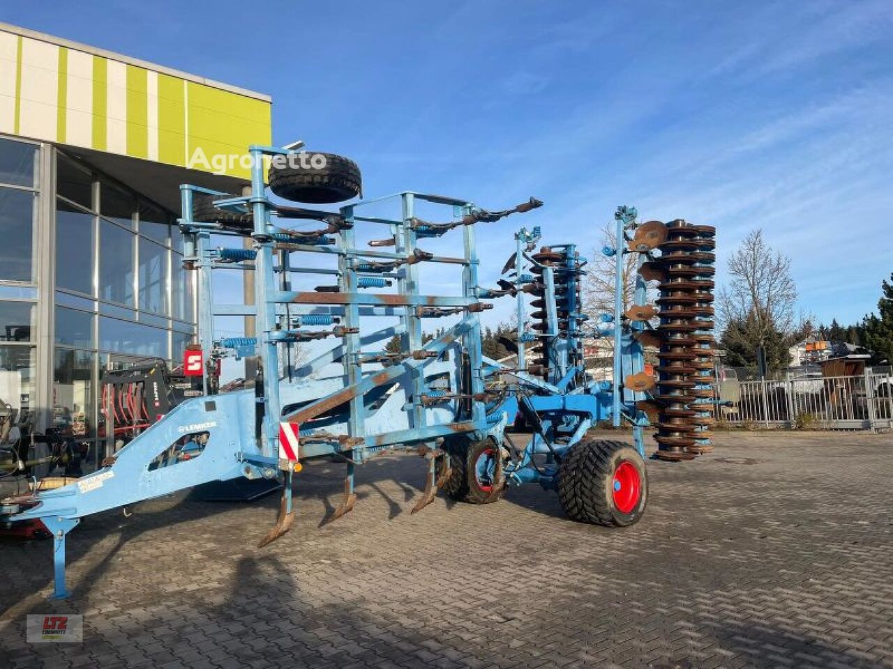 Lemken KARAT 12/700 arado de cincel