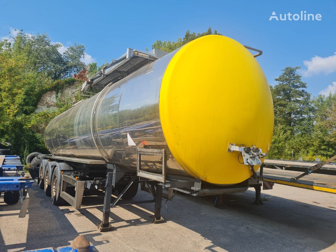 Wolf bitumen tank trailer