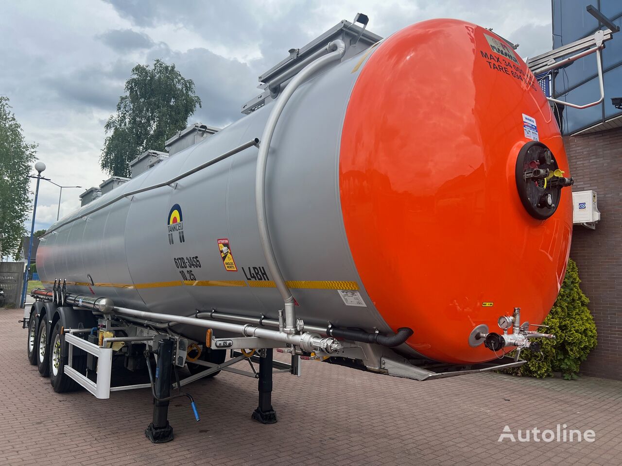 Magyar 3 x MAGYAR, L4BH, 34000 Liters Chemietankauflieger