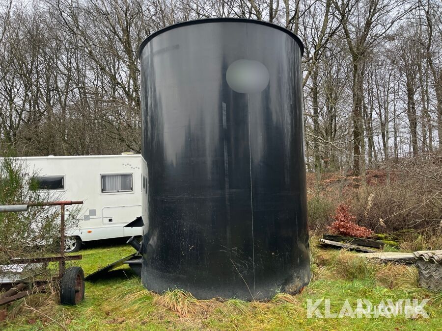 Tank 28.000 L sylinterisäiliö