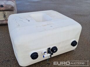 r&eacute;servoir de stockage de carburant 1000L Water Bowser