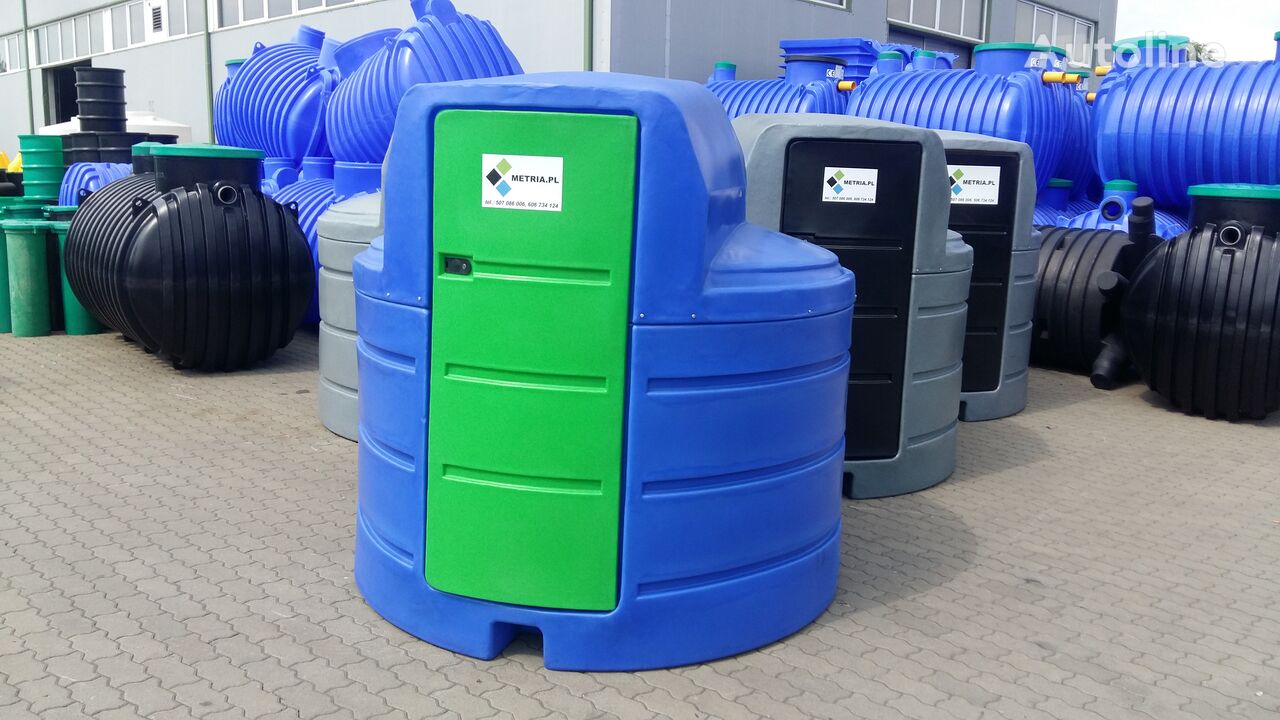 مخزن ذخیره سوخت AdBlue tank / Cuve à AdBlue / Serbatoio per AdBlue 2500 l جدید