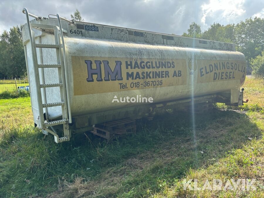 posoda za gorivo Aluminiumtank med 4st fack totalt 17m3