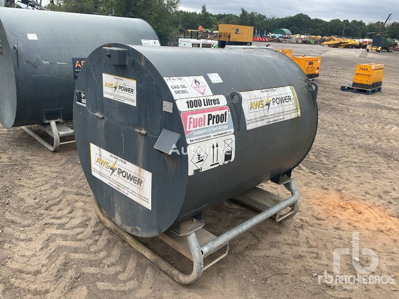 Fuel Proof 1000 L Skid Mounted Steel Diesel fuel storage tank