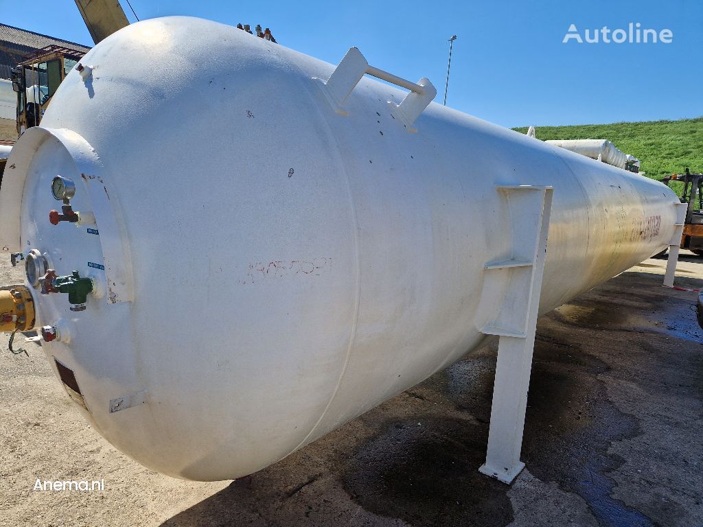 LPG fuel storage tank