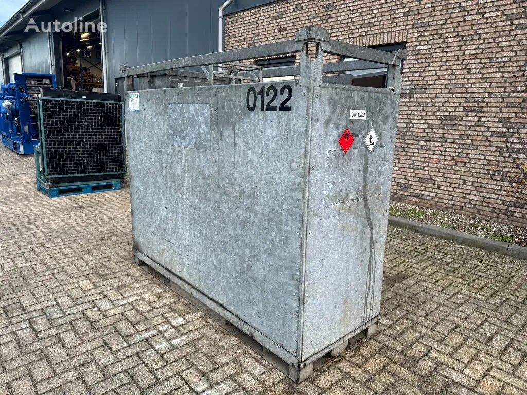 резервуар для топлива Rietbergwerke  2400 liter gegalvaniseerde dubbelwandige IBC Dies