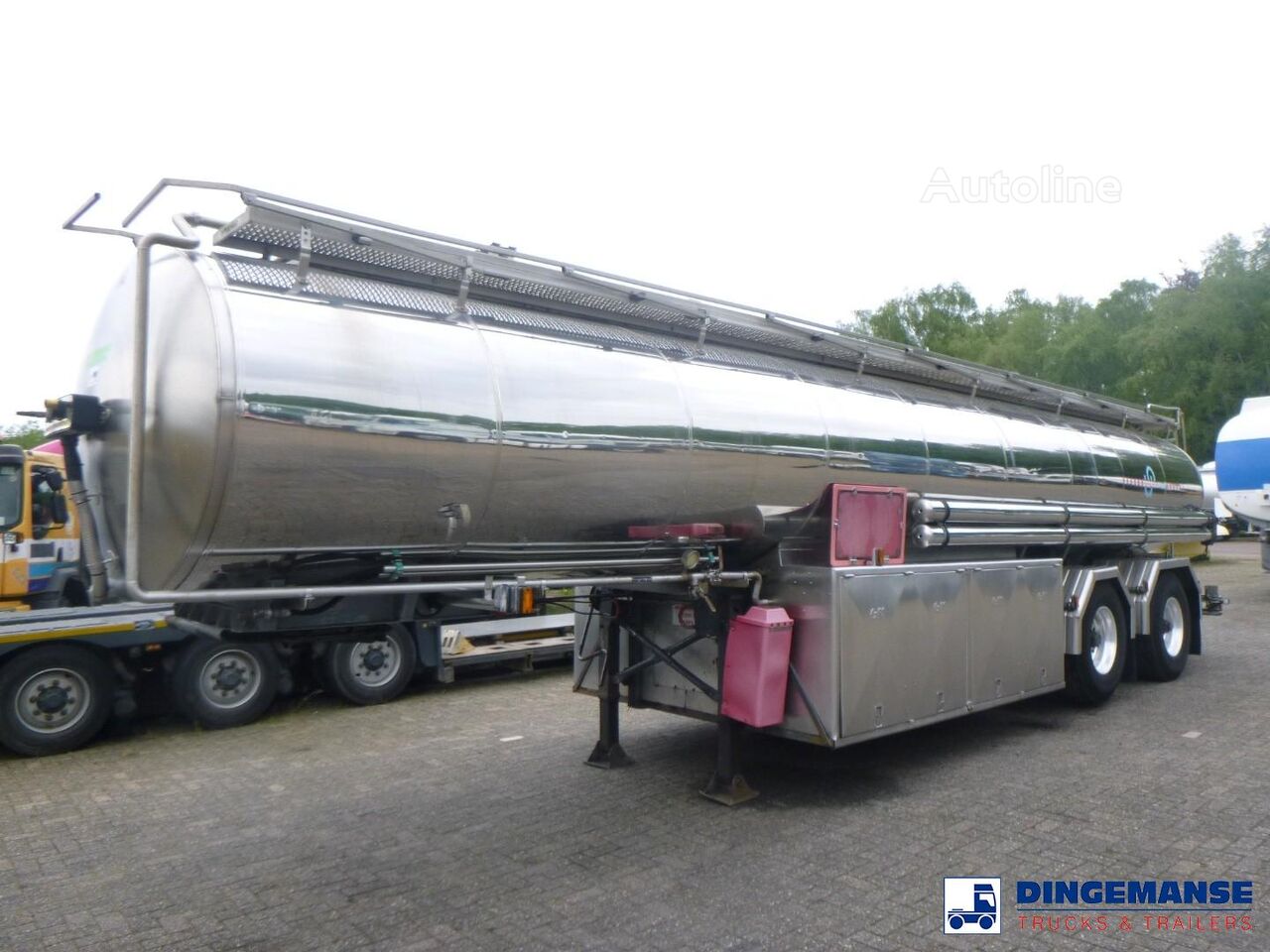Magyar Fuel / oil tank steel 23 m3 / 7 comp + pump fuel tank semi-trailer - Autoline