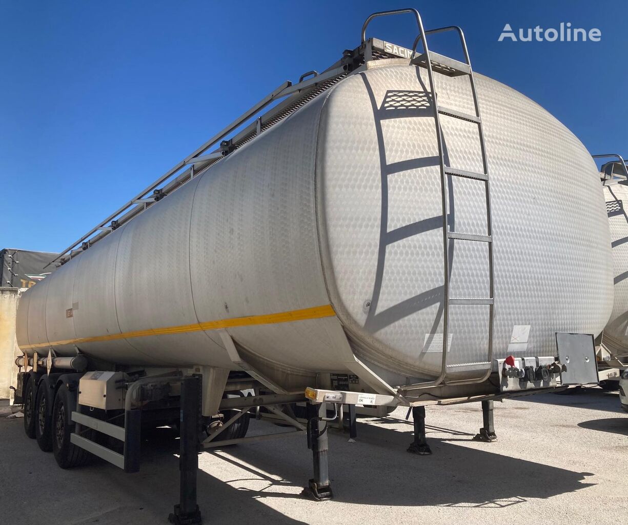 SACIM TANK DIESEL/BENZIN 2 KAMERA 42.140 L.+ADR fuel tank semi-trailer