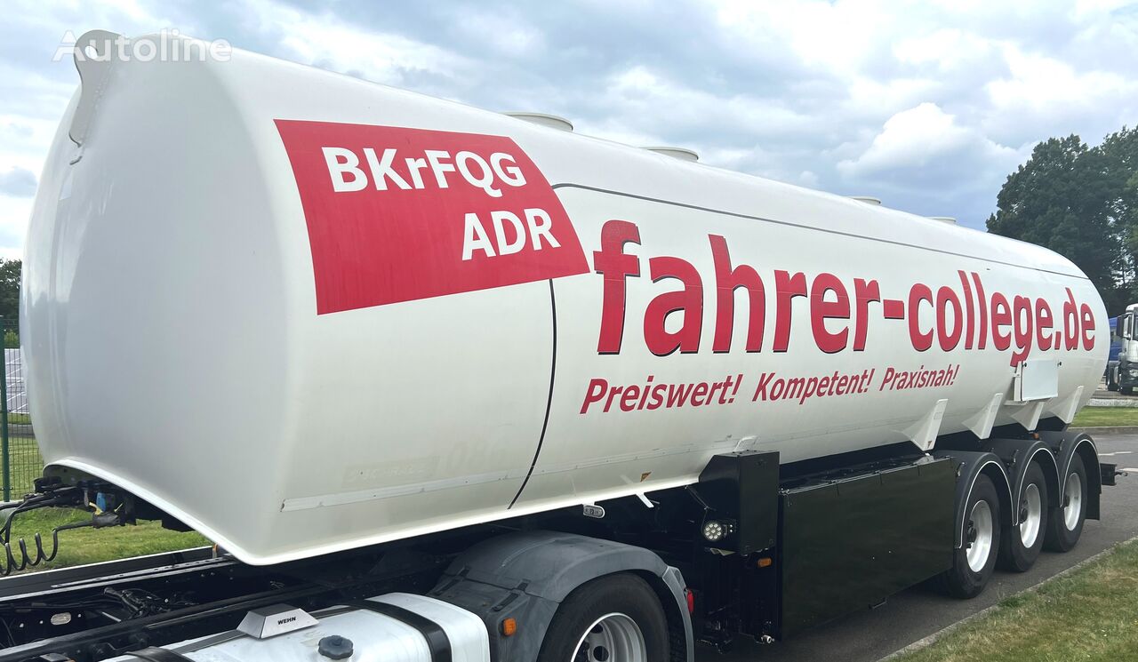 Schrader Z-STA 24 mit DeziData Messanl. fuel tank semi-trailer