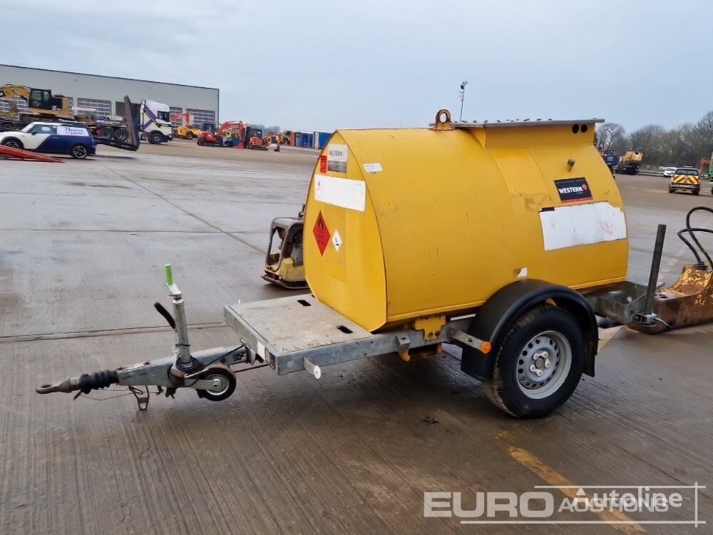 Western fuel tank trailer