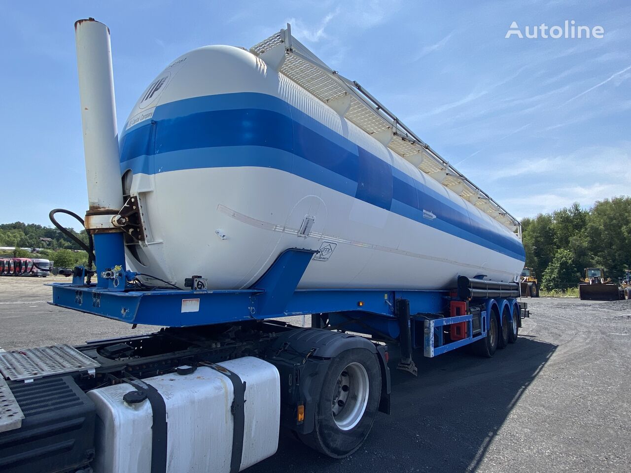 Feldbinder silo tank trailer