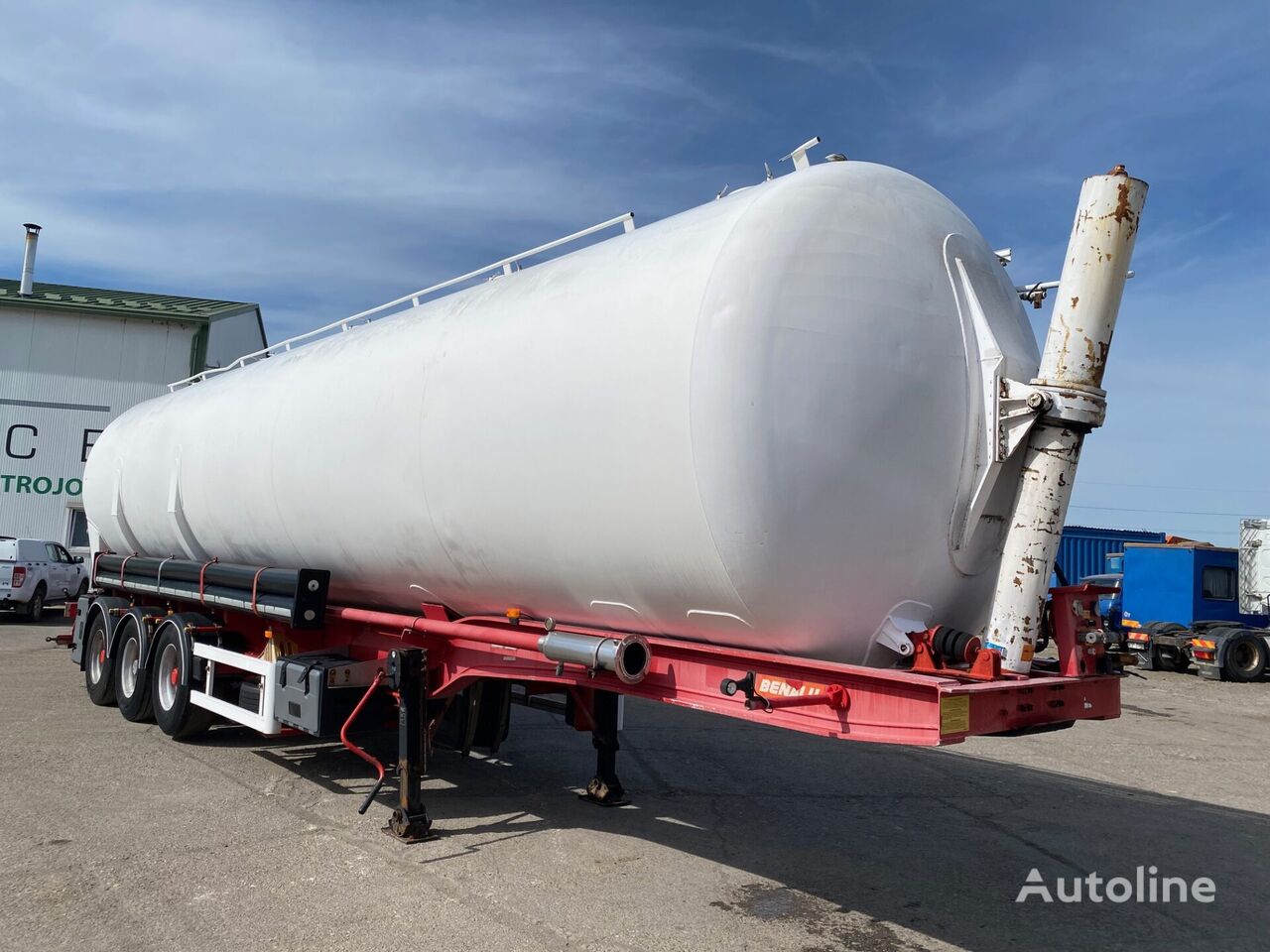 General Trailers silo tank trailer