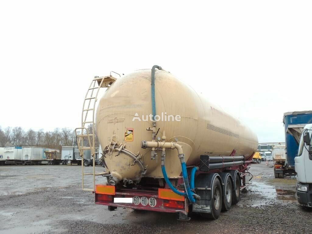 عربة الصهريج لنقل المواد العلفية Spitzer Eurovrac- kippsilo  55 m3 * ADR*