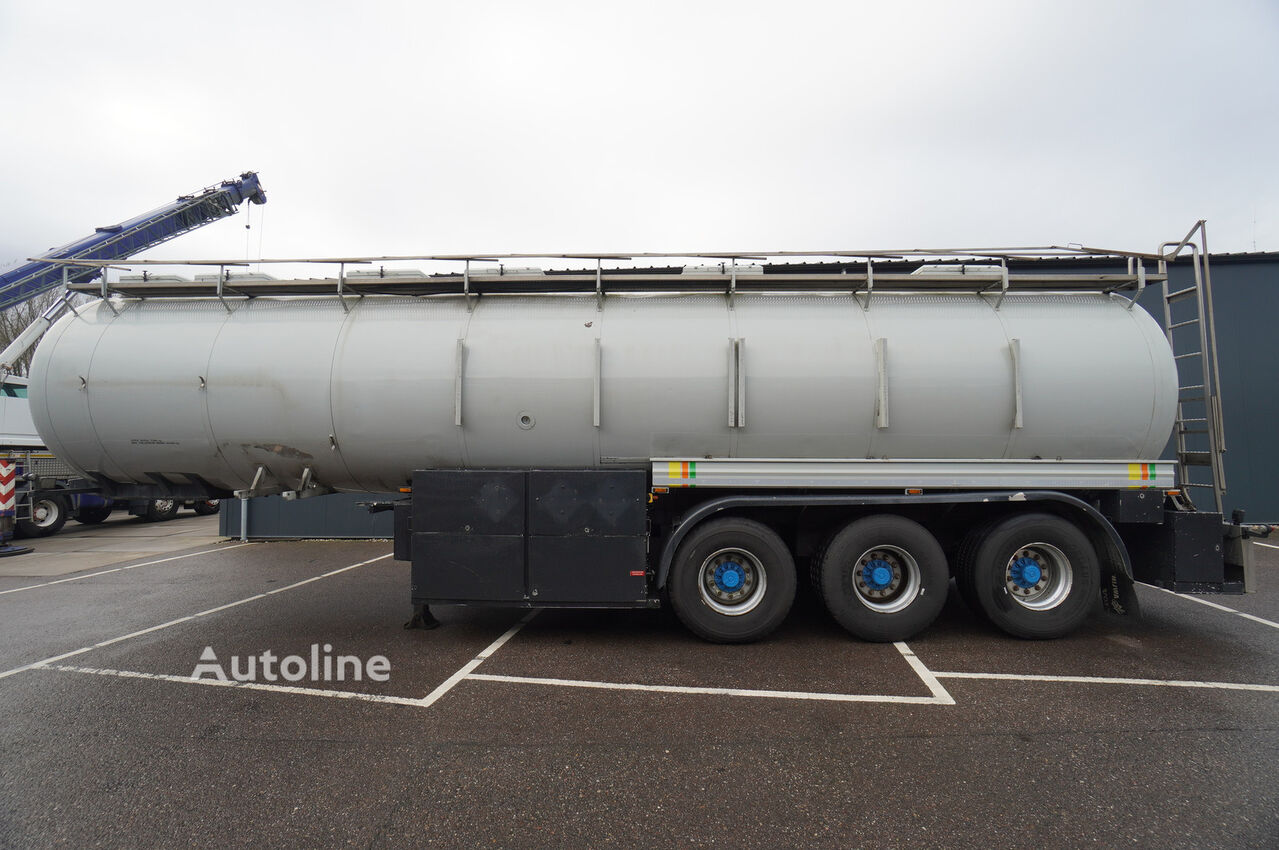 Dijkstra 3 AXLE TANK TRAILER 36 M3 camión cisterna semirremolque