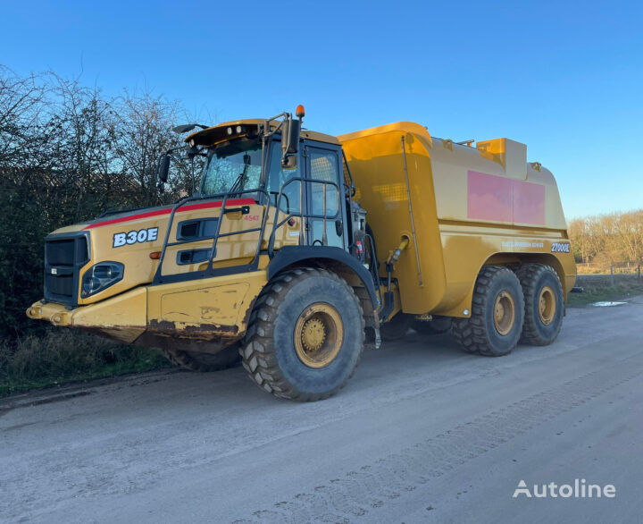 Camion-citerne Bell B30E 2700L Water Tank - Autoline