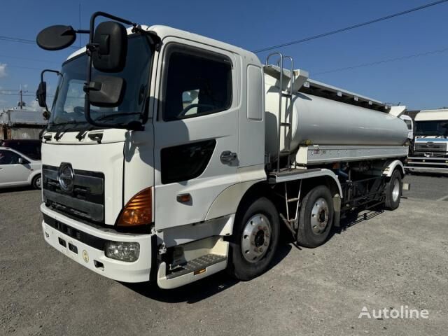 Hino KS-GN2PPWA camión cisterna