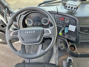 بيع شاحنة الصهريج IVECO T-Way AD380T47WH Water Tank Truck - صورة 9 | Autoline QA جديدة شاحنة الصهريج IVECO T-Way AD380T47WH Water Tank Truck | صورة 9 - Autoline