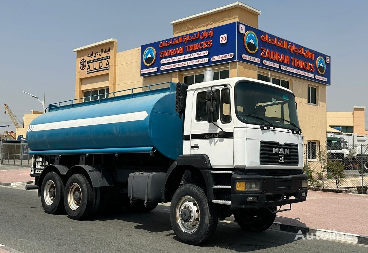 camion-citerne MAN 33.414 Sweet-Water Tanker 5000 GL