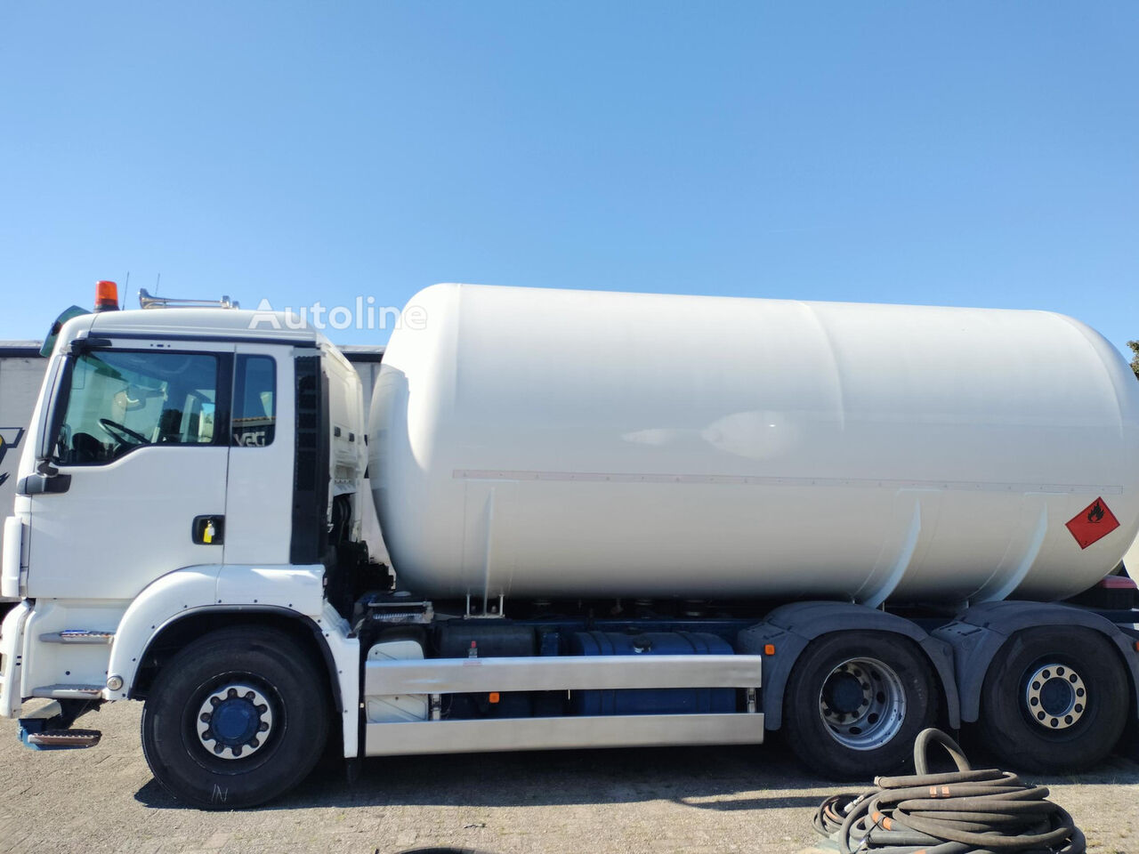Tovornjak cisterna MAN TGS 2011. 6x4 -24000 L Gas tank truck naprodaj | Autoline SI Tovornjak cisterna MAN TGS 2011. 6x4 -24000 L Gas tank truck - Autoline