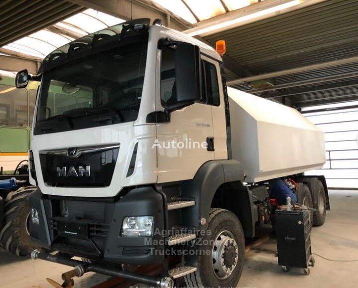 MAN TGS 33.500  tank truck