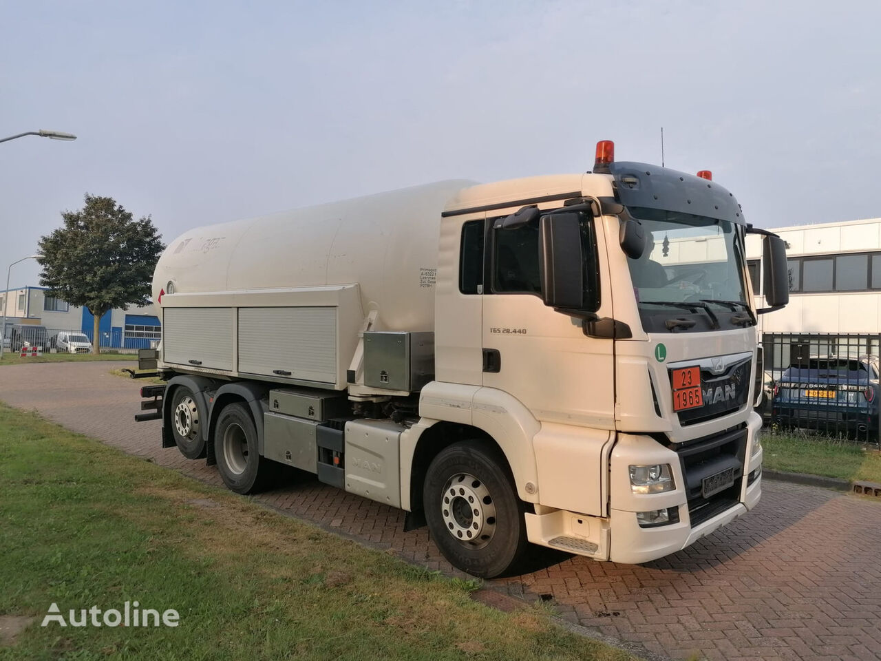 MAN TGS L.2007.46.003 6x2 -19900 L Gas tank truck タンクローリー