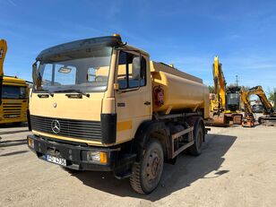 camion autocisterna Mercedes-Benz 1317