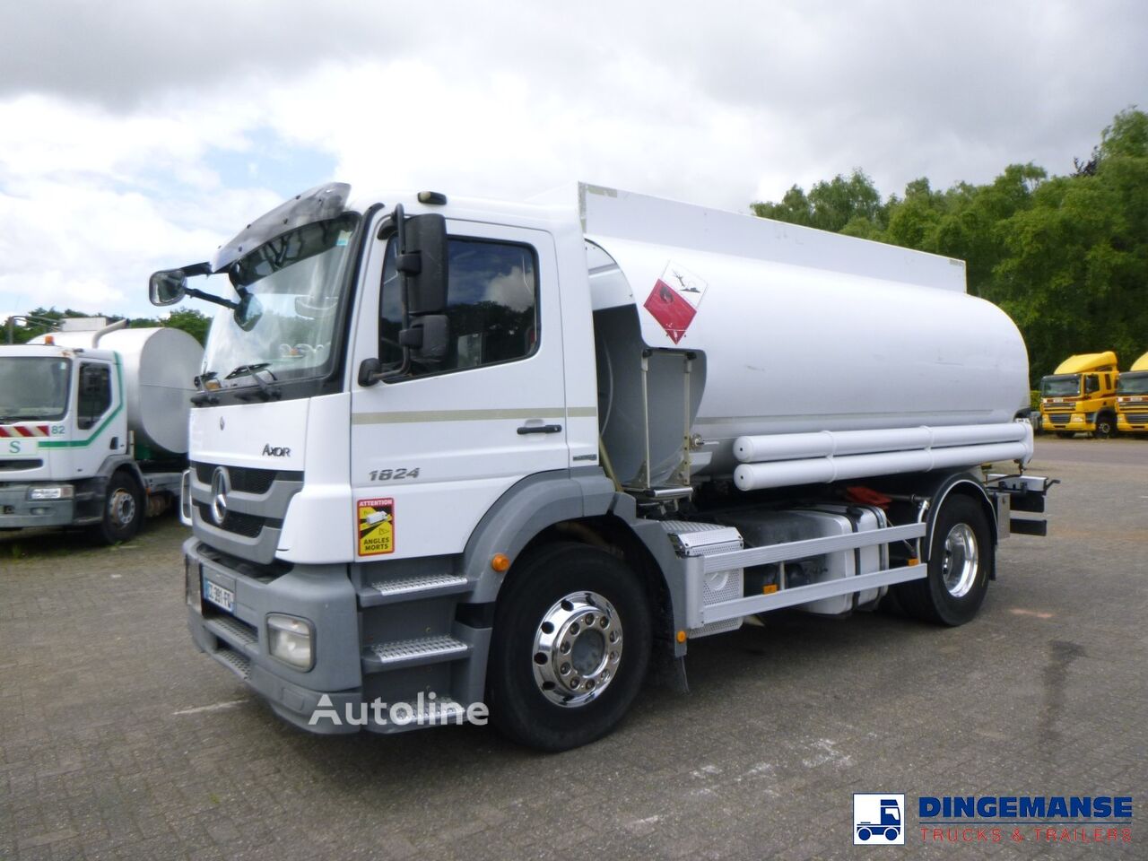 Tovornjak cisterna Mercedes-Benz Axor 1824 4x2 fuel tank 14.3 m3 / 4 comp naprodaj | Autoline SI Tovornjak cisterna Mercedes-Benz Axor 1824 4x2 fuel tank 14.3 m3 / 4 comp - Autoline