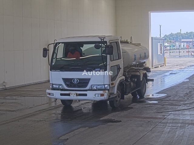 Nissan CONDOR tanker truck