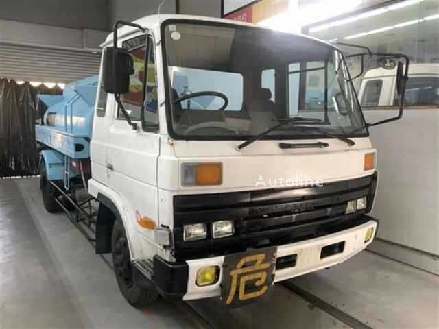 Truk tanker Nissan CONDOR - Autoline